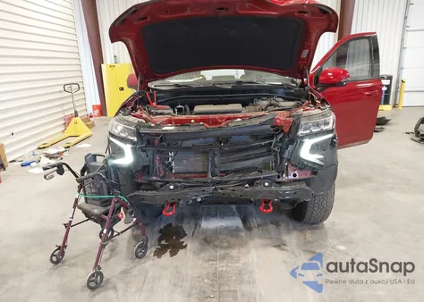 2022 Chevrolet Tahoe 4Wd Z71 из США, поврежденный, VIN 1GNSKPKD6NR329792